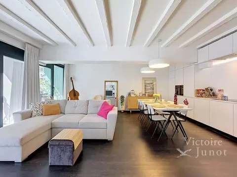 Antoine Dansaert Neighborhood – Beautiful partly-furnished 1
