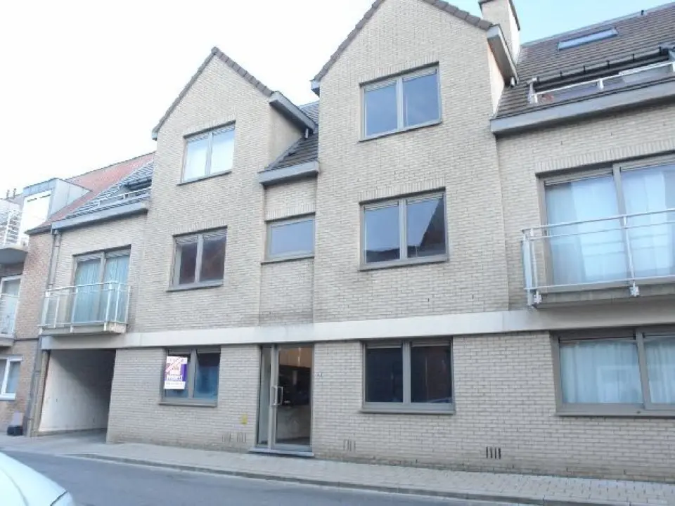 Dakappartement met garage te huur in Waregem