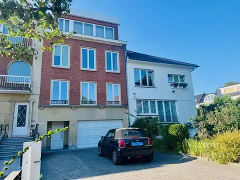 FORT JACO: Beautiful 2-bedroom apartment with small terrace