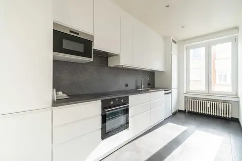 2 bedroom Apartment to rent in Auderghem