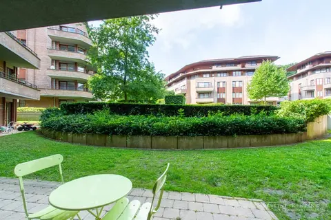 Beautiful 2br furnished apartment (terrace & garden)