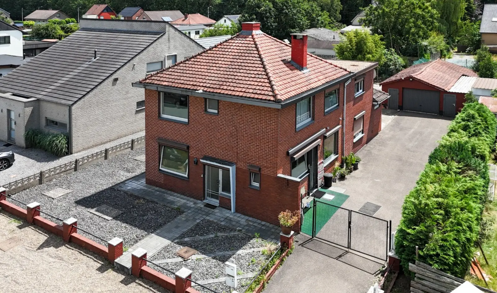 Vergunde kangoeroewoning met 6 slpks te Houthalen