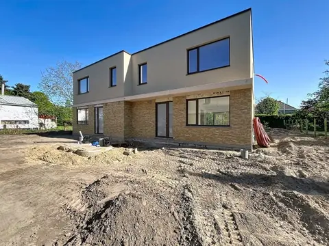Semi-detached new-build house with 3 bedrooms, near Wetteren
