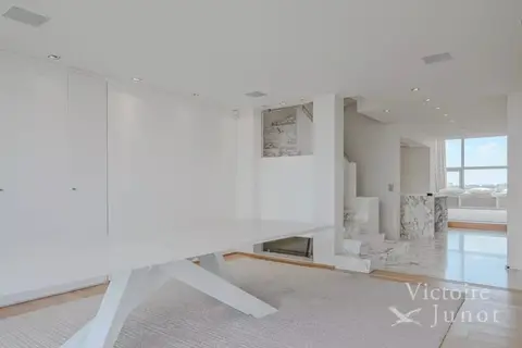 Louise: Exceptional 3-Bedroom Penthouse + Office