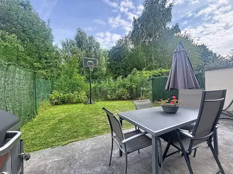 Spacious family home of 225 m² – 4 bedrooms + study