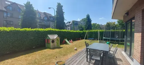 APPARTEMENT (3ch/2sdb) de 135m²- terrasse & jardin