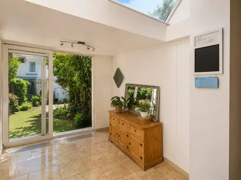 3-Bedroom House with Garden and Annex