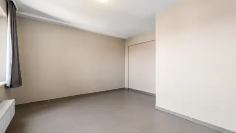 Instapklaar 2-slaapkamerappartement met terras te huur