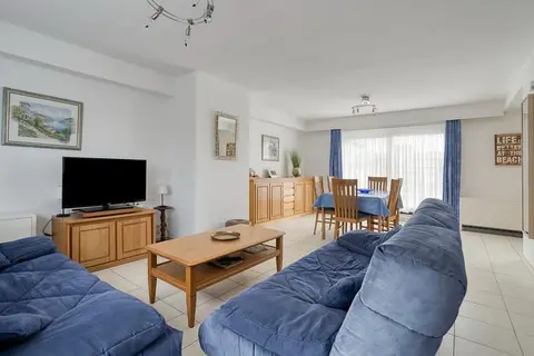 Spacious penthouse with two exceptional terraces