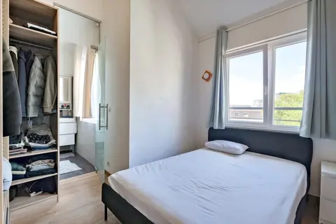 EU District: Excellent, recent penthouse with 8 m² terrace