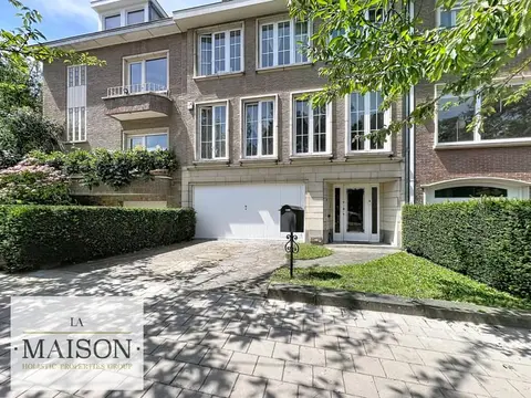 WOLUWE-SAINT-PIERRE, 6-bedroom house, garden, garage.