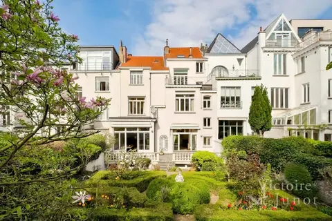 Exceptional Property LOUISE/STEPHANIE 800 m² with south-faci