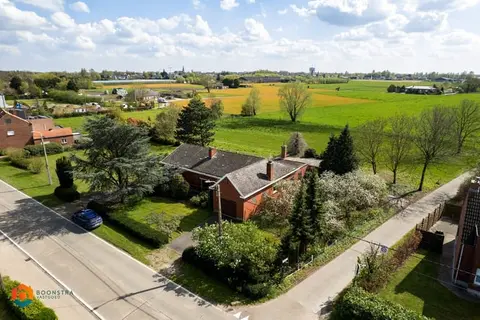 Landelijke woning met 3 slpkrs en tuin op perceel van 199...
