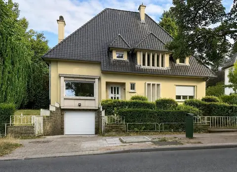 Prince of Orange: Magnificent villa with a large garden