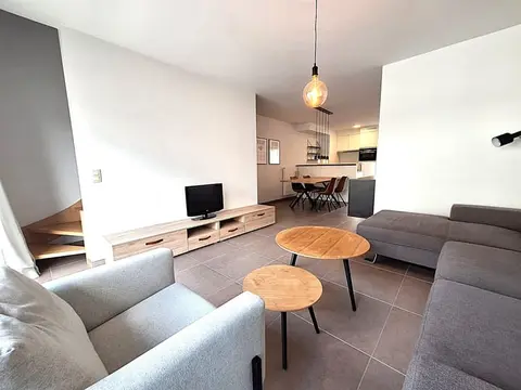 Recent duplex appartement te huur met 2 slaapkamers