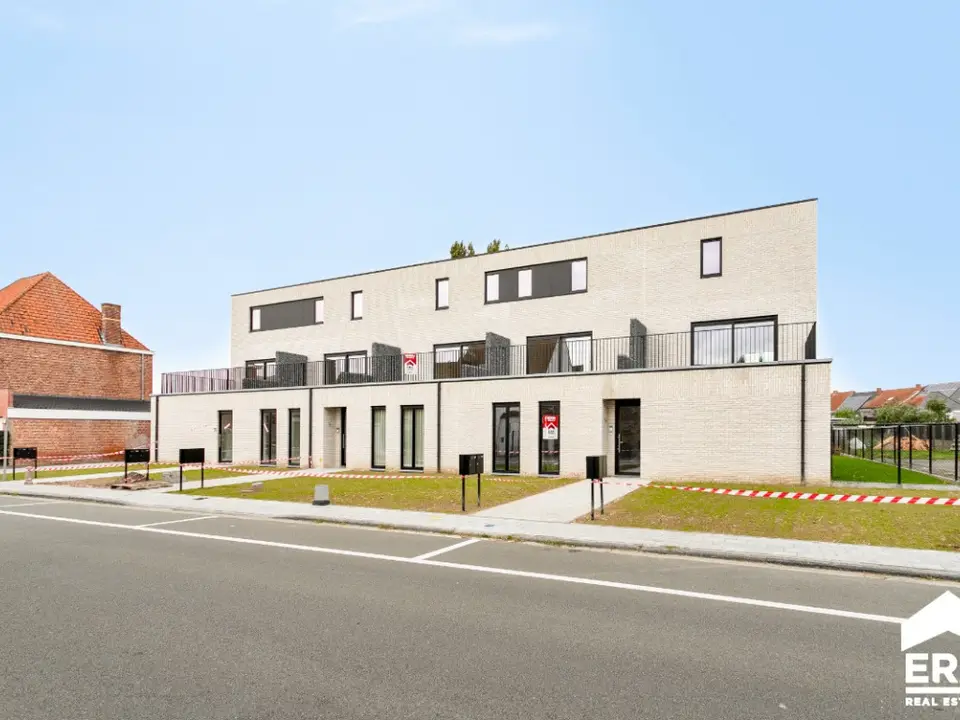 Appartement 2 slaapkamers en terras en tuin, dubbele garage