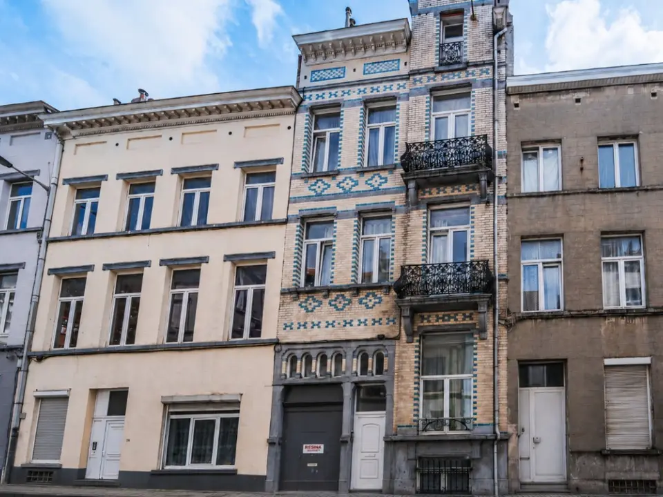 Opbrengsteigendom – 3 appartementen – Achterhuis – Werkplaat