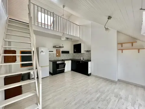 NEW ! Appt. 1ch + bureau de 70m² au 3ème SANS ASCENSEUR