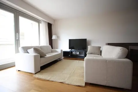 Place du Luxembourg / Jourdan furnished two bedroom terrace