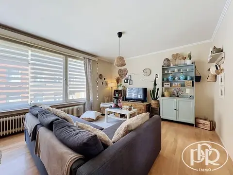 Ideally located, with a terrace and an elevator
