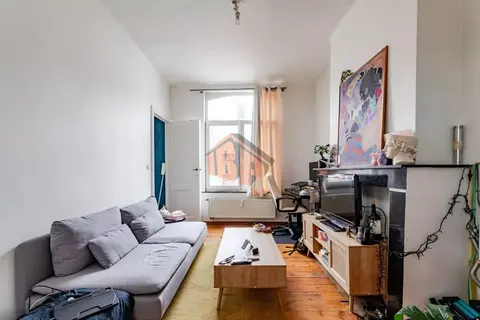 Upper St Gilles - beautiful 1-bedroom apartment - excellent