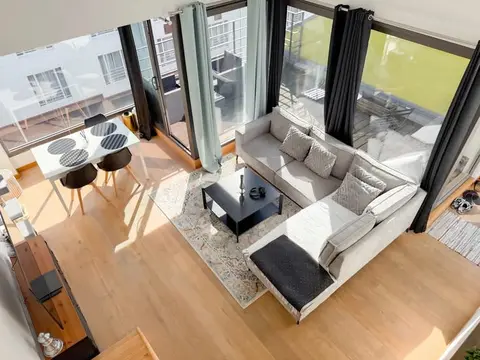 EU District: Excellent, recent penthouse with 8 m² terrace