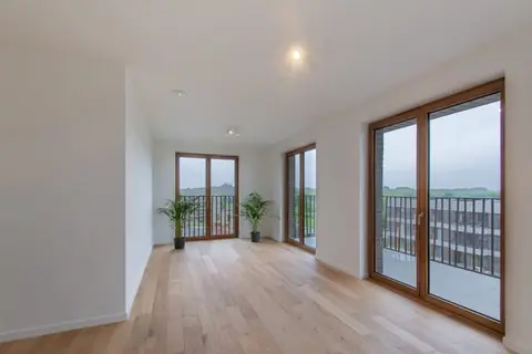 Quiet and comfortable 2br apartment with nice terrace