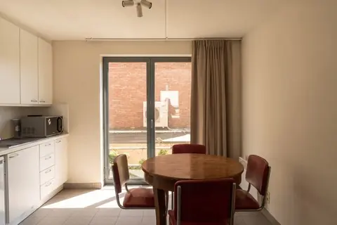 Ruime studentenstudio te huur nabij Station Gent-Sint-Pieter