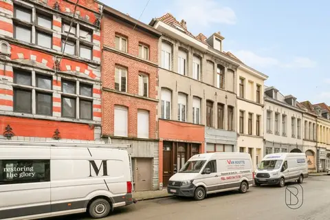 Investment property (3 units) in the centre of Tournai