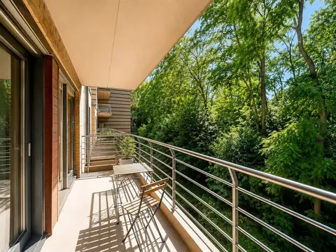 Furnished apartment with terrace