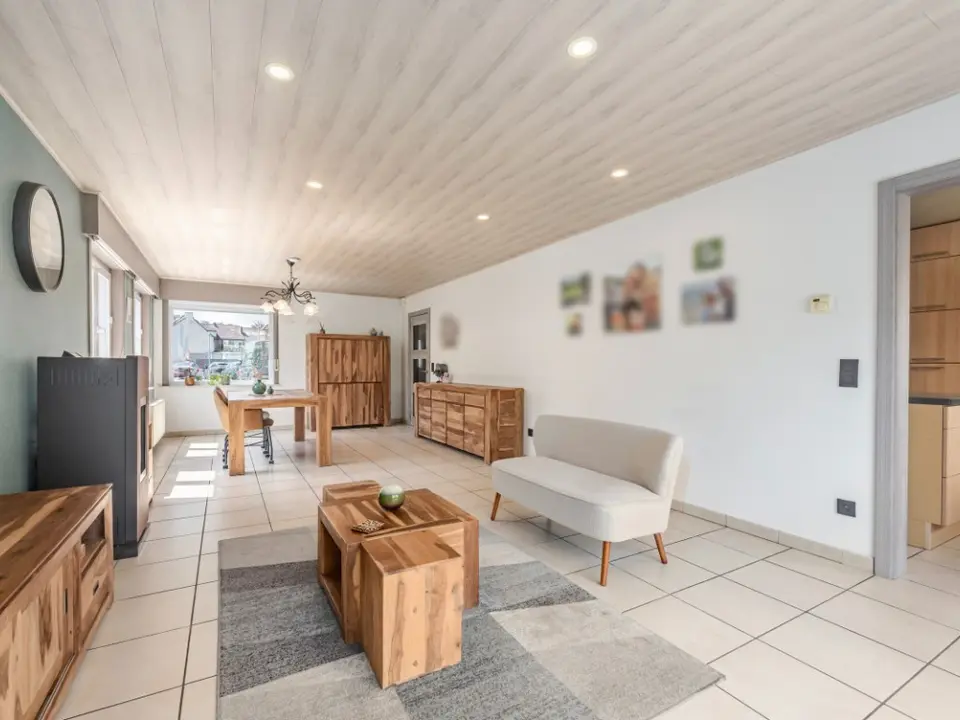 Instapklare halfopen woning te koop in Hamme