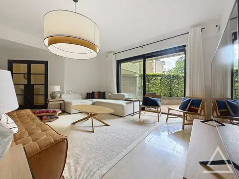 3 bedroom Apartment to rent in Uccle