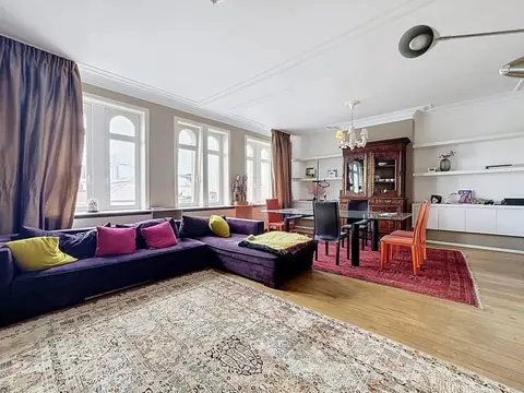SABLON - Flat with Terrace and View of Egmont Park