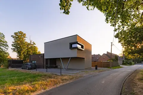 Energiezuinige open bebouwing te huur op een uitzonderlij...