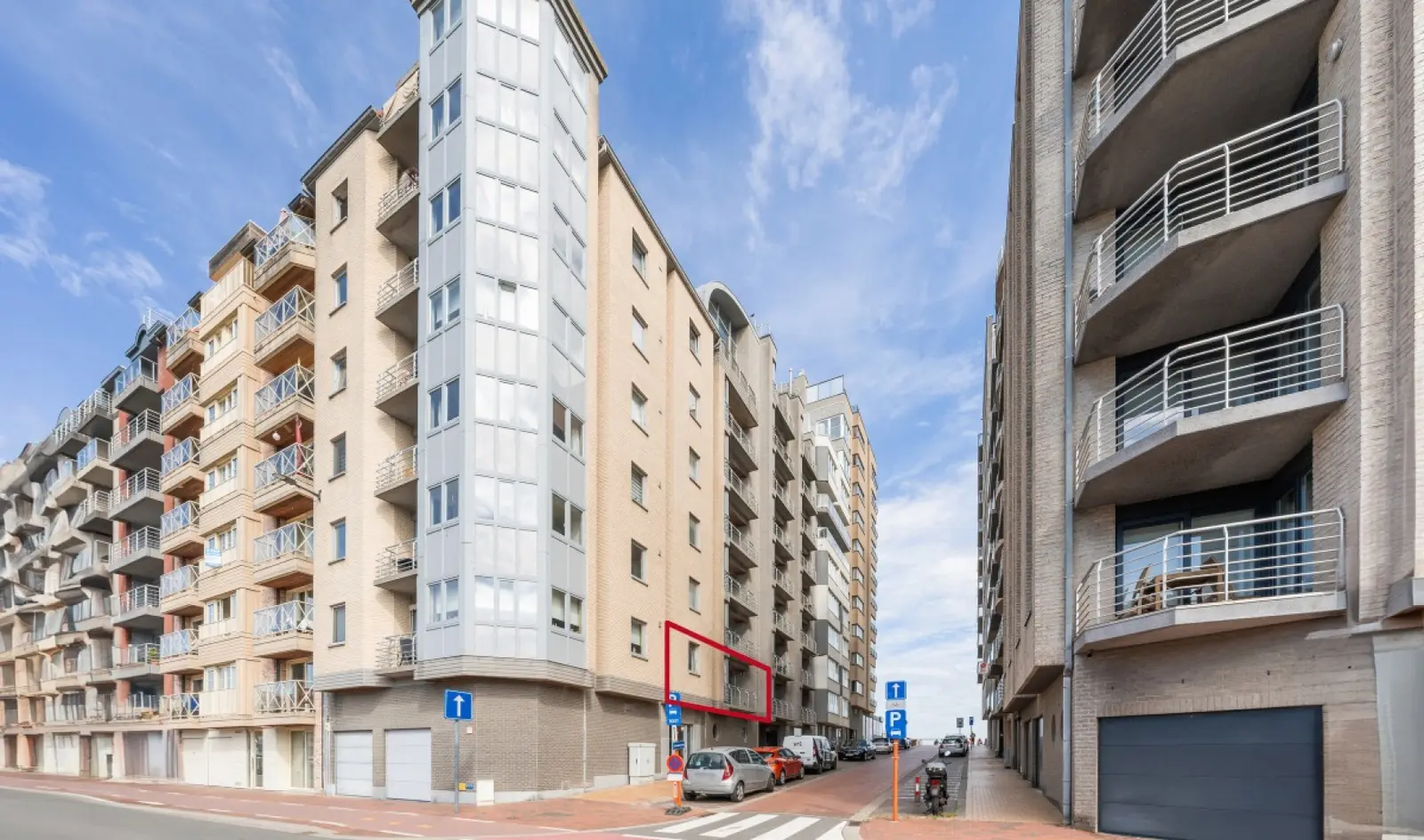 Appartement met zijdelings zeezicht te koop in Blankenberge