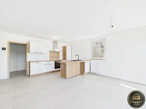 Modern house with 4 bedrooms and 2 bathrooms