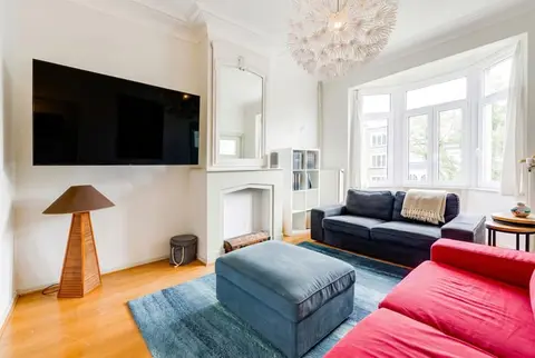 UCCLE, Churchill district, bright duplex flat