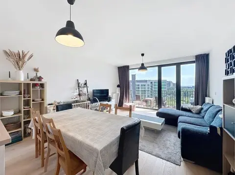 ERASMUS GARDENS, 2-BEDROOM APARTMENT WITH TERRACE
