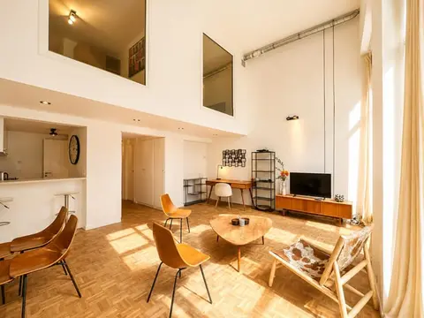 Charming furnished 2br apartment